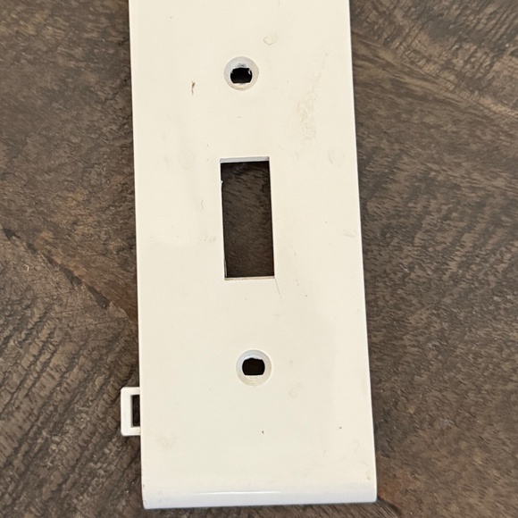 36 Piece Light Switch Cover Bundle Mixed Styles - Picture 6 of 10